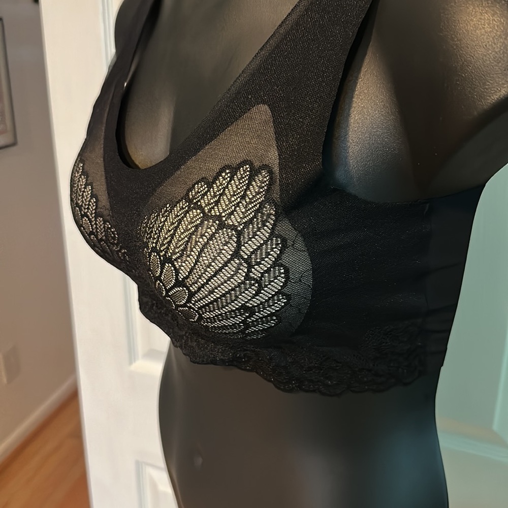 Seamless Bra - Picture 3 of 4